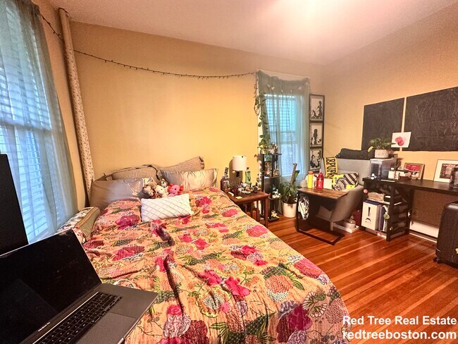 Photo - 52 Dustin St