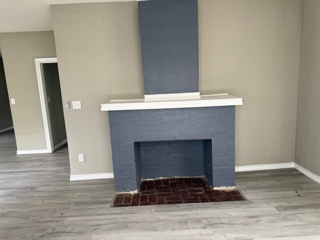 Photo - 709 E Jackson Ave