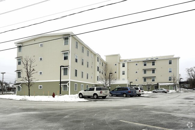 Photo - Linscott Court Apartments