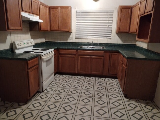 Photo - 306 Aldridge St