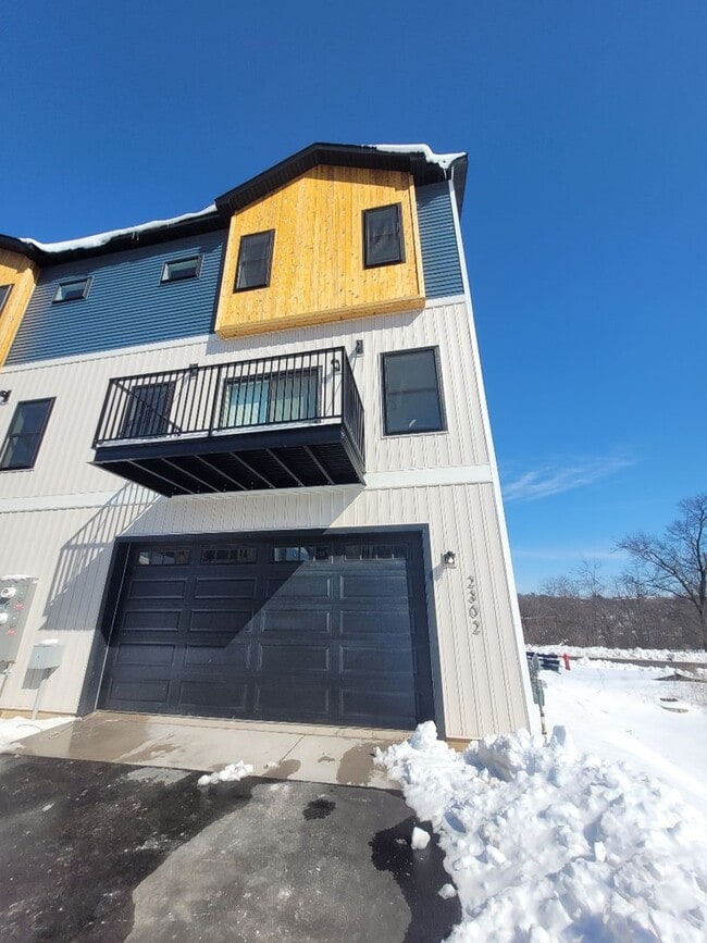 Building Photo - Cannery Crossing #2 Unit 2302 1st