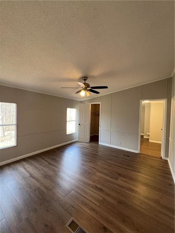 Photo - 465 Redwood Dr