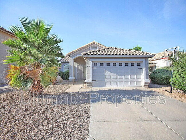 Building Photo - 7439 W Via Del Sol Dr Rental
