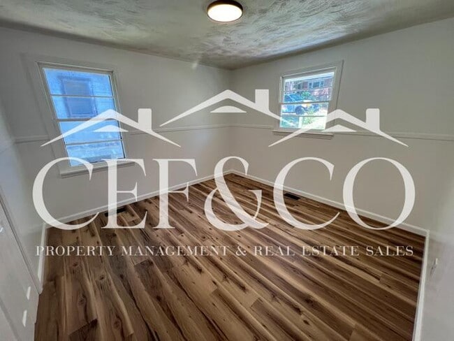 2 bedroom now available in the City of Spartanburg!