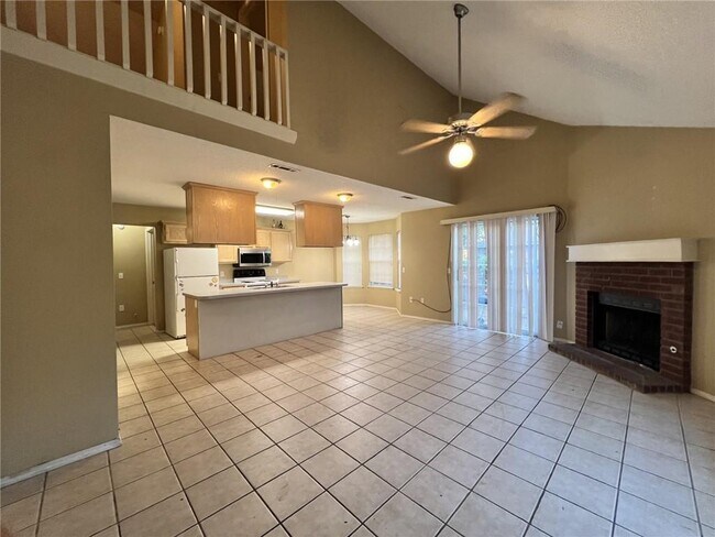 Photo - 1629 N Saddlehorn Ave