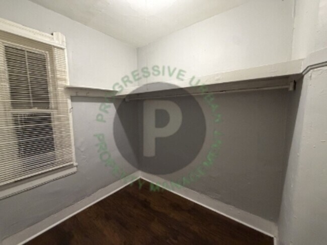Photo - 4144 Hyde Ave