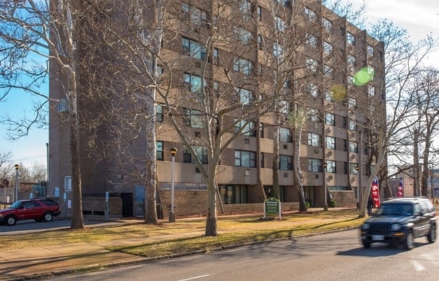 The Regency at Saint Louis
