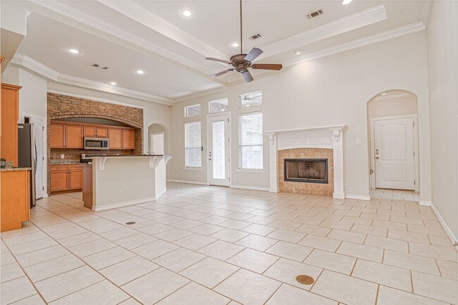 Photo - 405 Springwood Ct