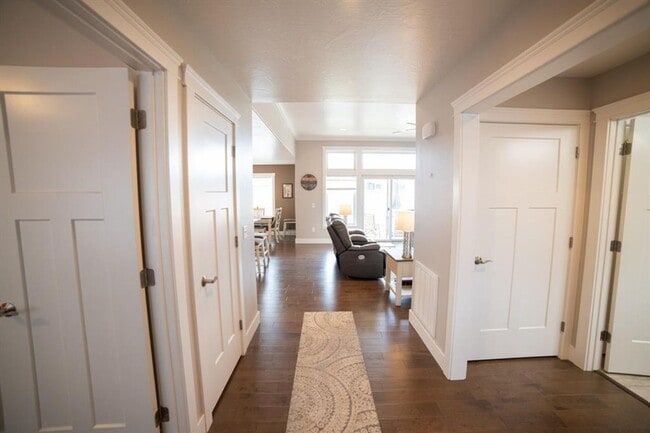 Photo - Beautiful 3/2 with 3-Car Heated Garage