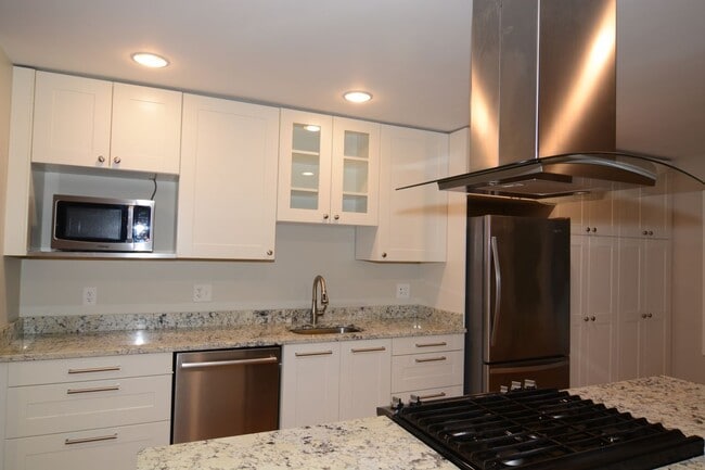 Photo - 9416 Gamba Ct