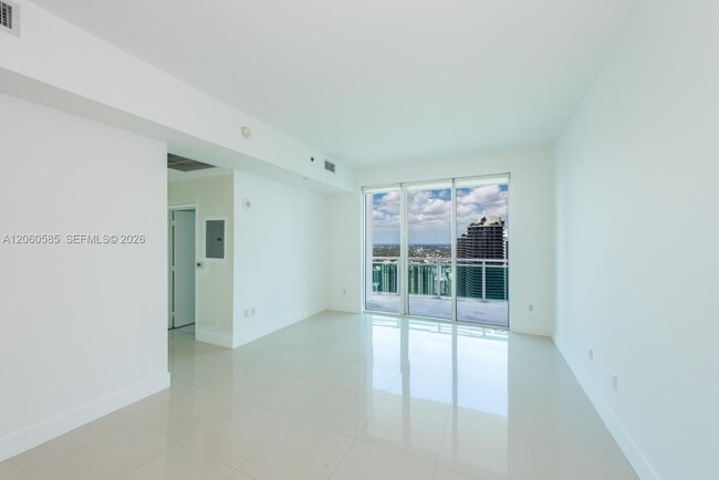 Photo - 950 Brickell Bay Dr Unidad 4801