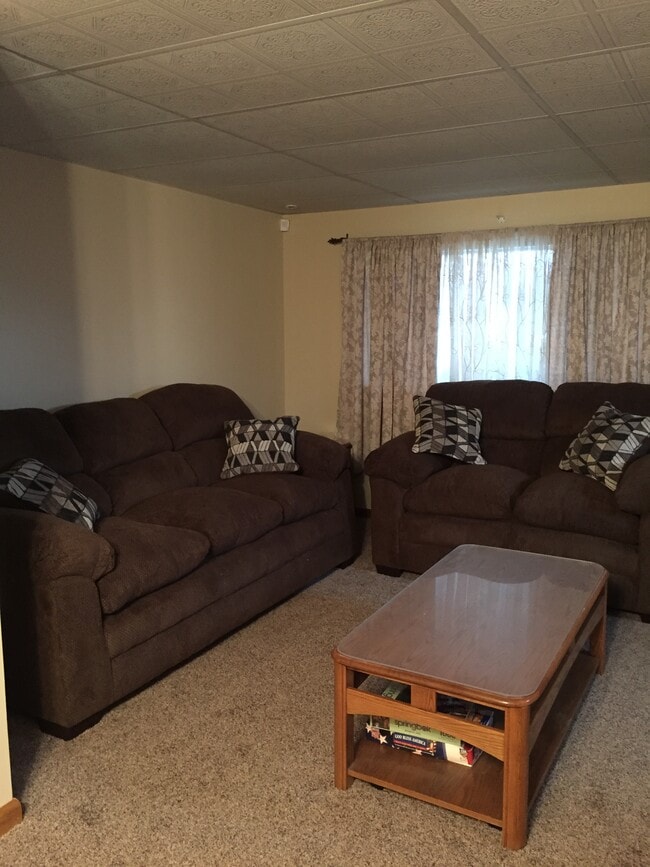 Photo - 741 Ferdinand St