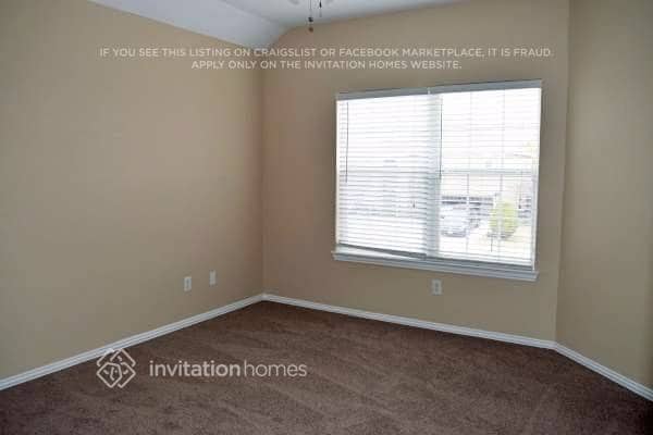 Photo - 3832 Sevenoaks Dr