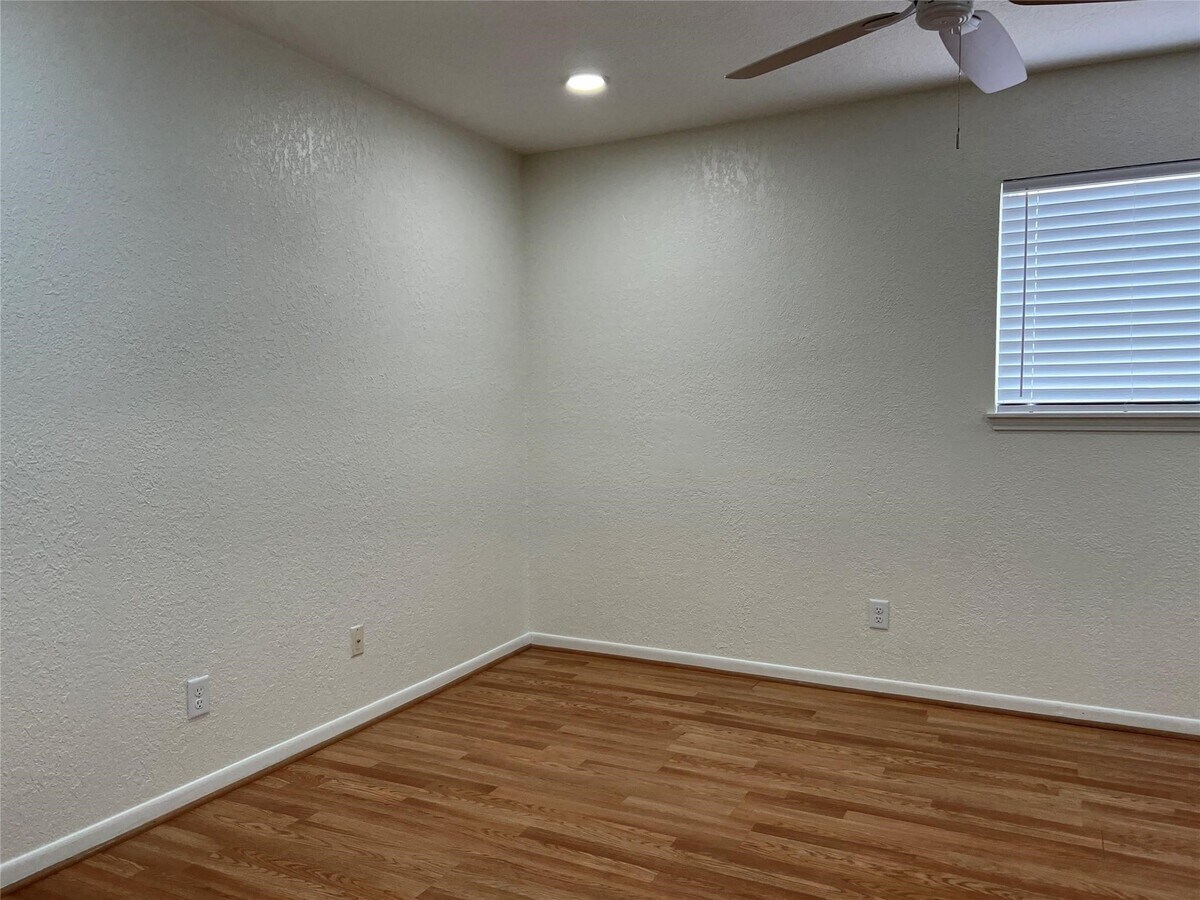 Photo - 2305 55th St Unit 3