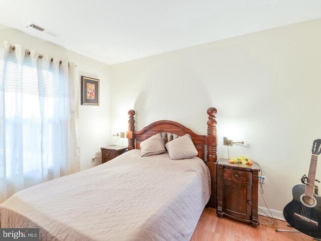 Photo - 21 Canterbury Square Unit 102