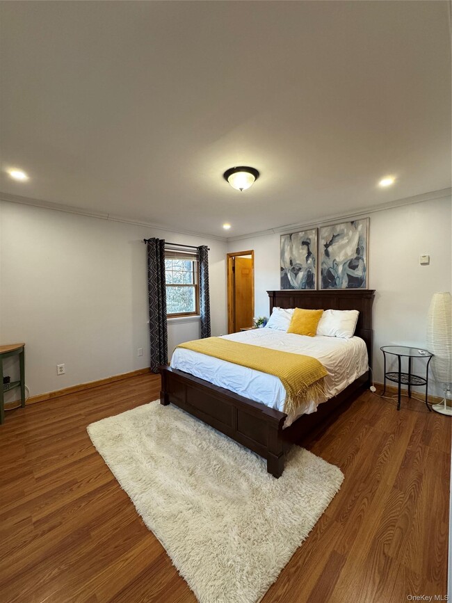 Photo - 287 NY-32 Unit 201