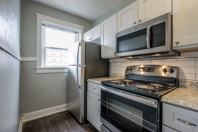 Photo - 3721 Broadway Blvd