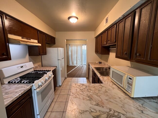 951 Wilshire Ct