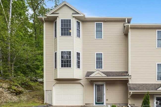 Building Photo - 67 Corning Rd Unit 12 Rental