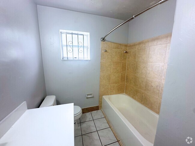 Building Photo - 4390 NW 174th Dr Rental