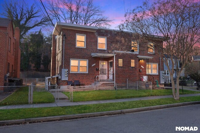 Photo - 2713 Fort Baker Dr SE