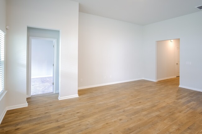 Photo - 2667 Monaca Dr