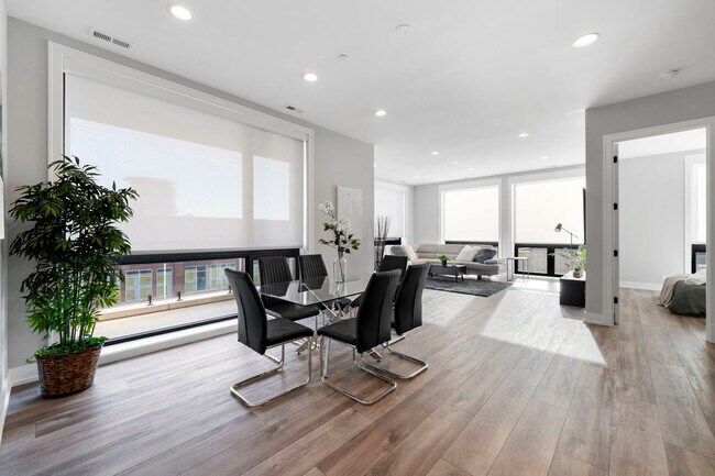 Photo - 1606 S Ashland Ave Unidad 401