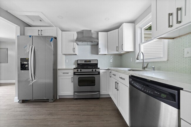 Building Photo - 45 Fottler Rd Rental