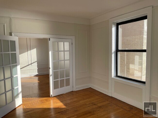 Photo - HAVEN AVENUE Unidad 18A