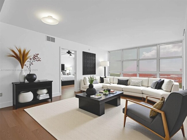 Photo - 50 Biscayne Blvd Unidad 4008