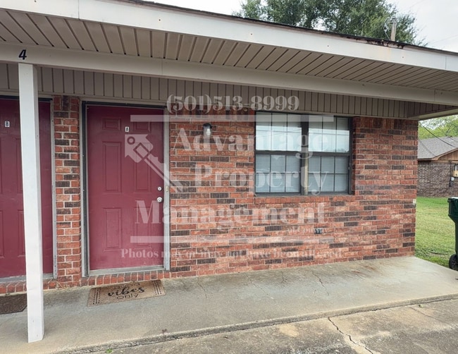 Building Photo - Showings Available!