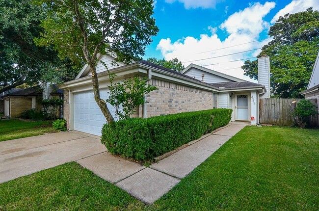 Photo - 2019 Highland Hills Dr Casa