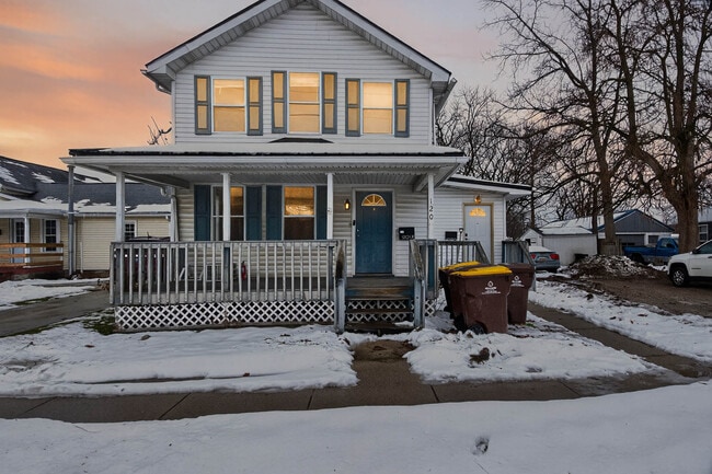 Photo - 120 S Main St Unit Upstairs