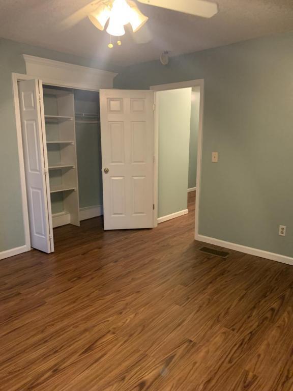 Photo - 1100 Horsemans Ln