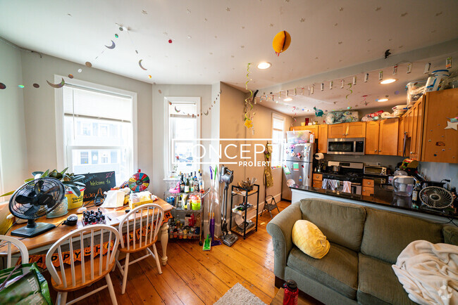 Building Photo - 820 Parker St Unit 820 Parker St., #2CP, Bos Rental