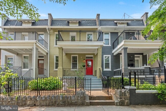 Photo - 1110 Orren St NE Townhome