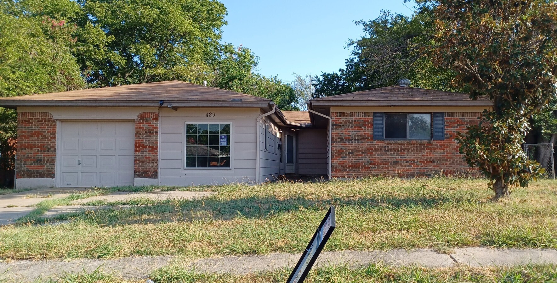 Photo - 429 W Fairchild Dr