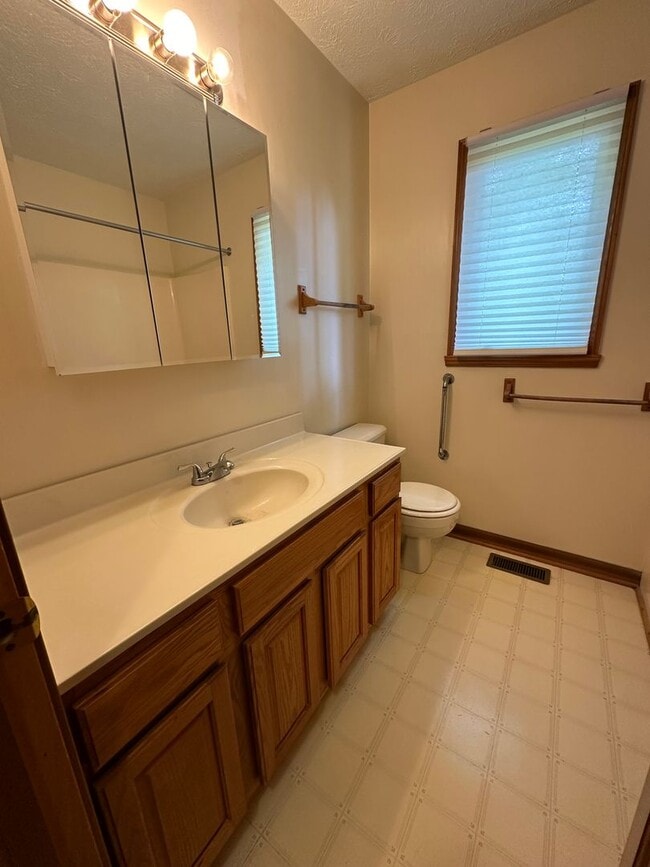 Photo - 14315-14317 W Heather Ln Unit 14315 W Heather Ln