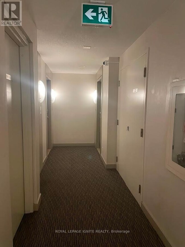 Photo - 38 Lee Centre Dr Unit 2705