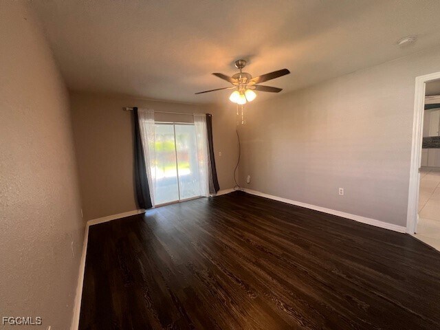 Photo - 203 Kamal Pkwy