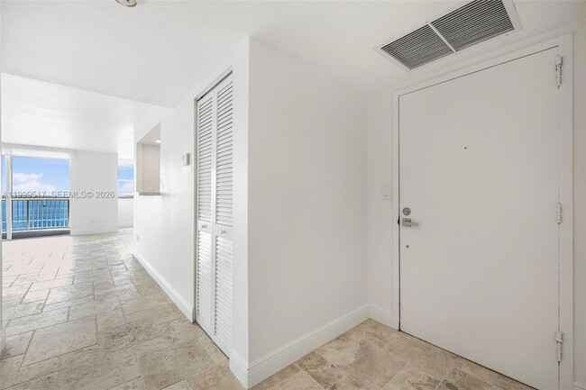Photo - 1420 Brickell Bay Dr Unit 1401A