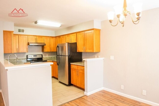 Building Photo - 1824 El Parque Ct Unit C