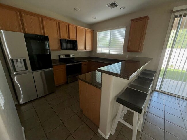 Photo - 15905 N 169th Dr