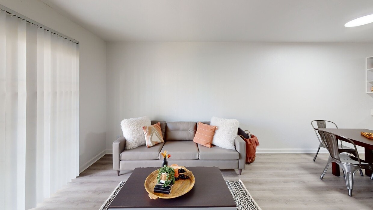 Photo - Oakbrook Walk Apartments