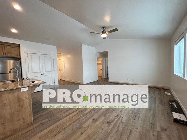 Photo - 3 Bed, 2 Bath Town Home w/ 2 Car Garage - BRAND NEW - Idaho Falls