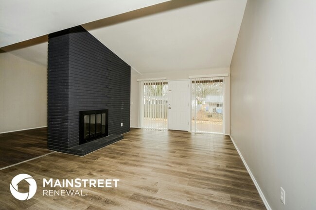 Photo - 3070 Newgate Dr