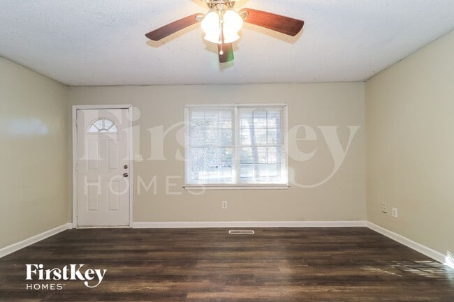 592 Valerie Cir