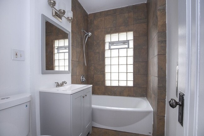 Photo - 2119 Lewis Dr Unit Down