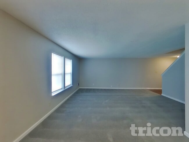 Photo - 121 Winterwood Dr