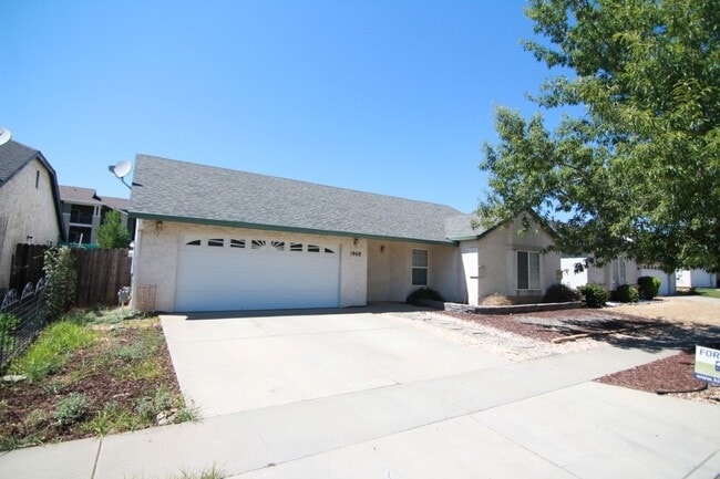 Building Photo - Beautiful Chico Home Near Baroni Park